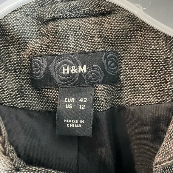 H&M Women’s 100% Linen Blazer Button Front  2 Front Pockets Finely Detailed - Picture 4 of 6